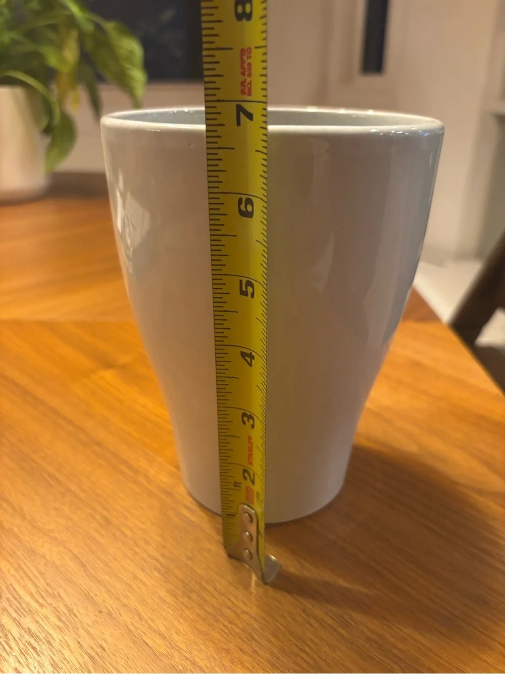 N/A white ceramic